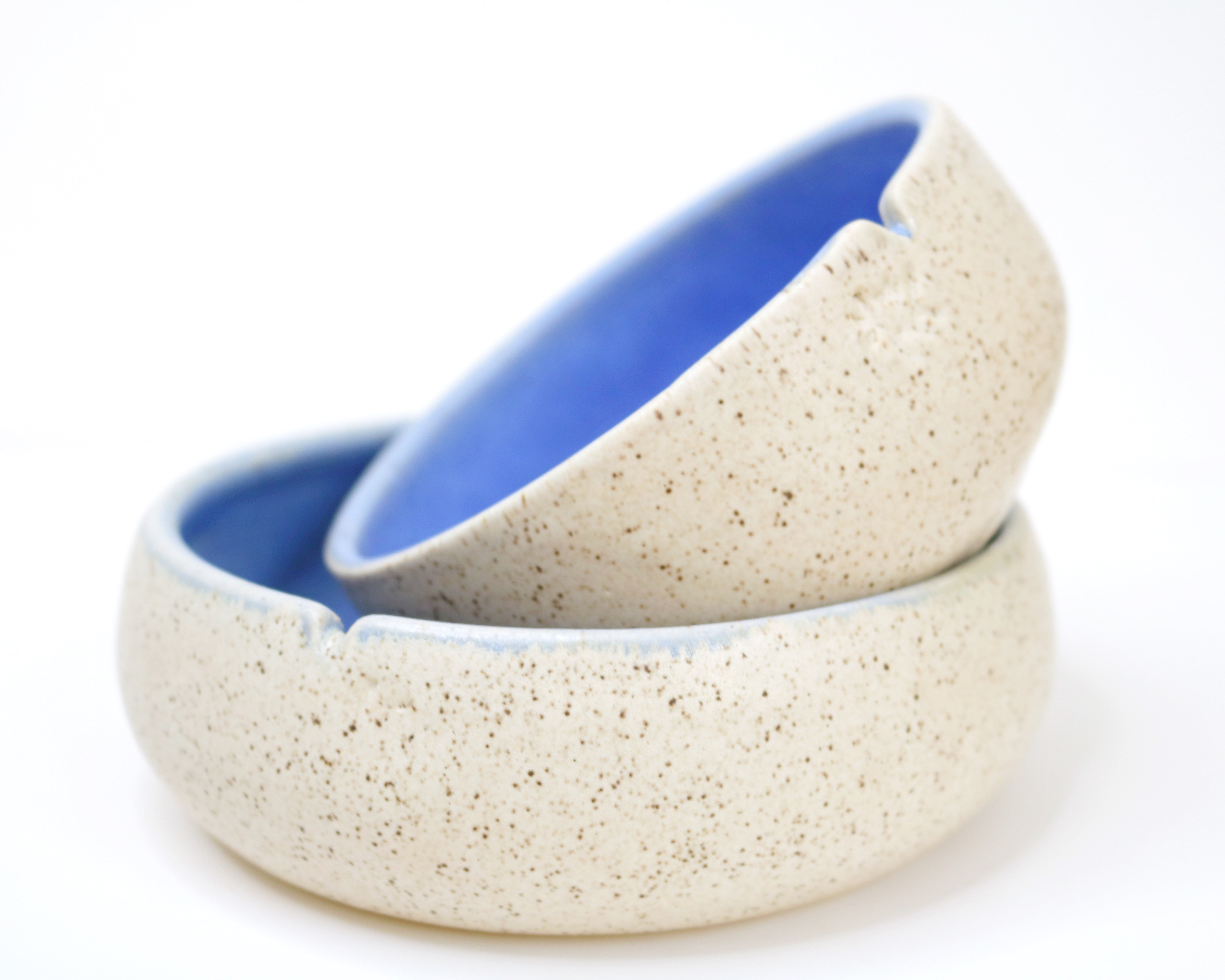 EMPTINESS POT Almond/Blu 3