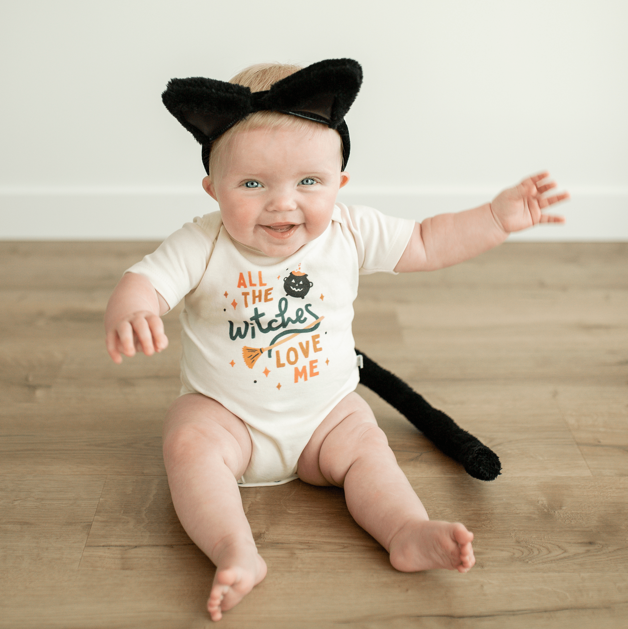 graphic bodysuit | witches love me 3