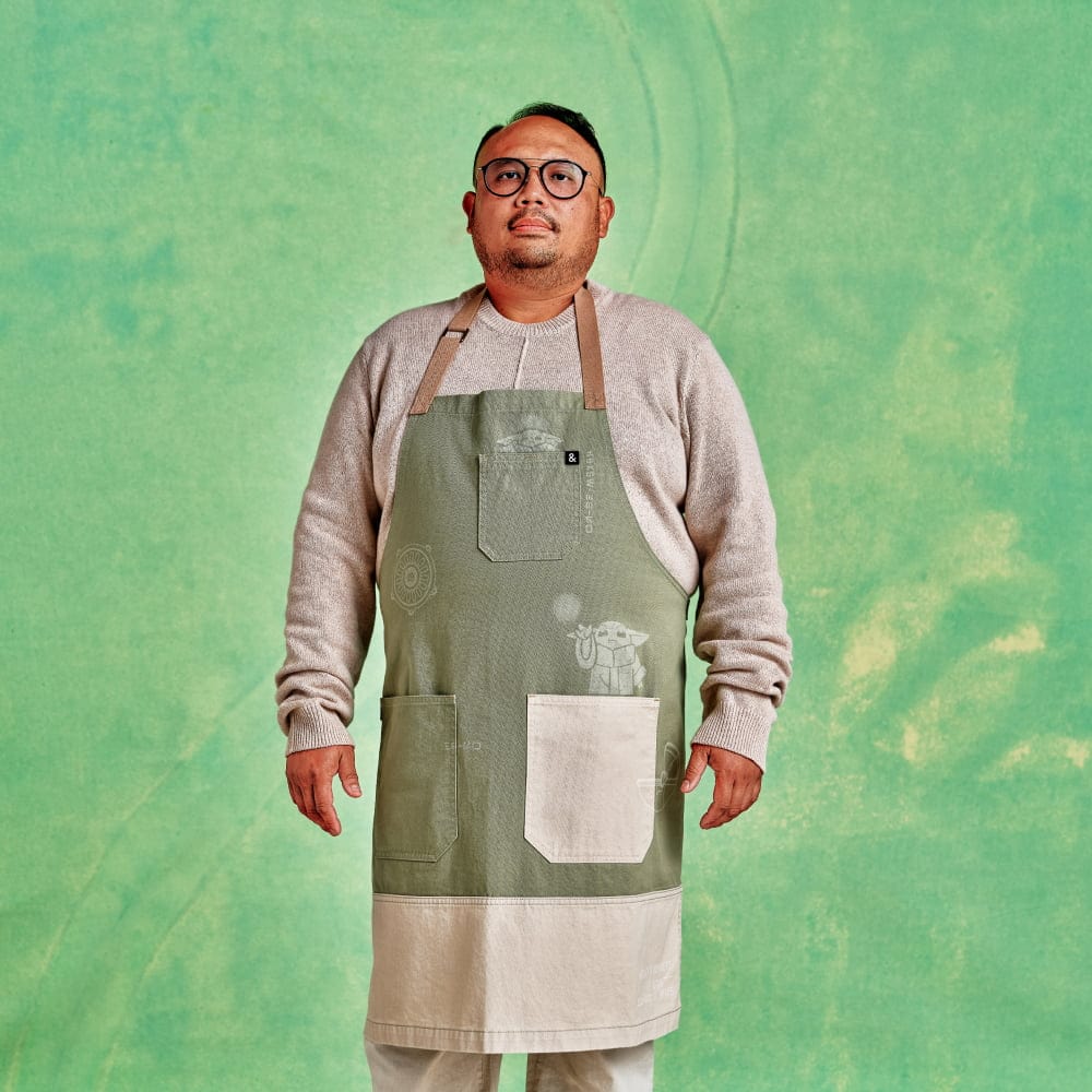 The Essential Apron - STAR WARS™ Grogu 5