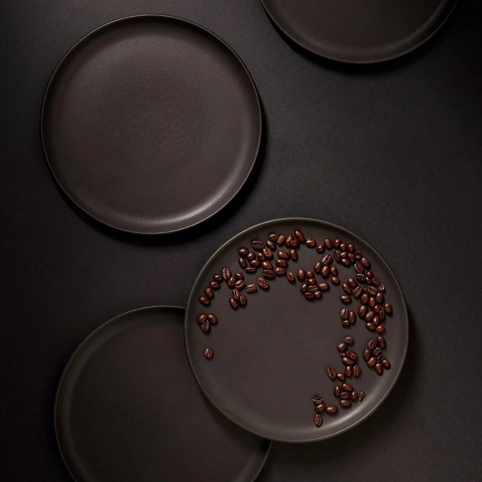 S/4 Tunisian Dinner Plate - Matte Black 3