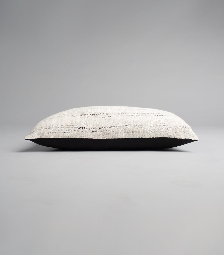 Pima Lineas Lumbar Pillow 3