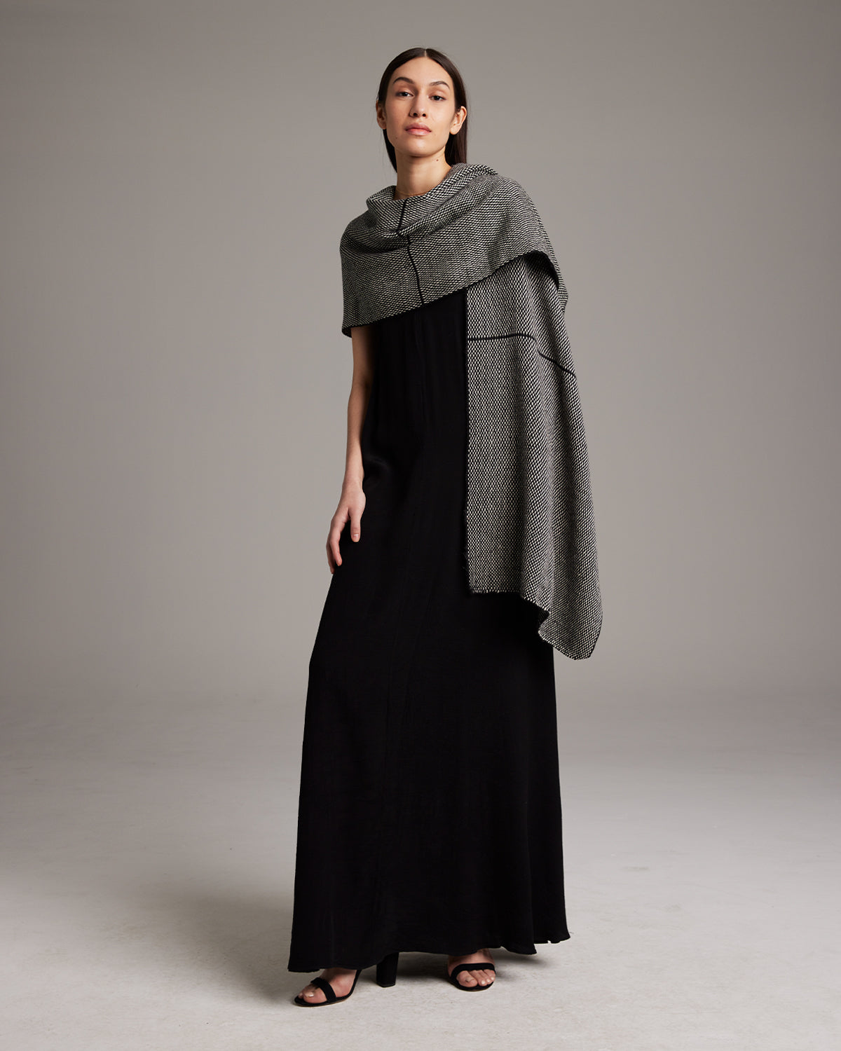 Lineas Shawl in Baby Alpaca 4