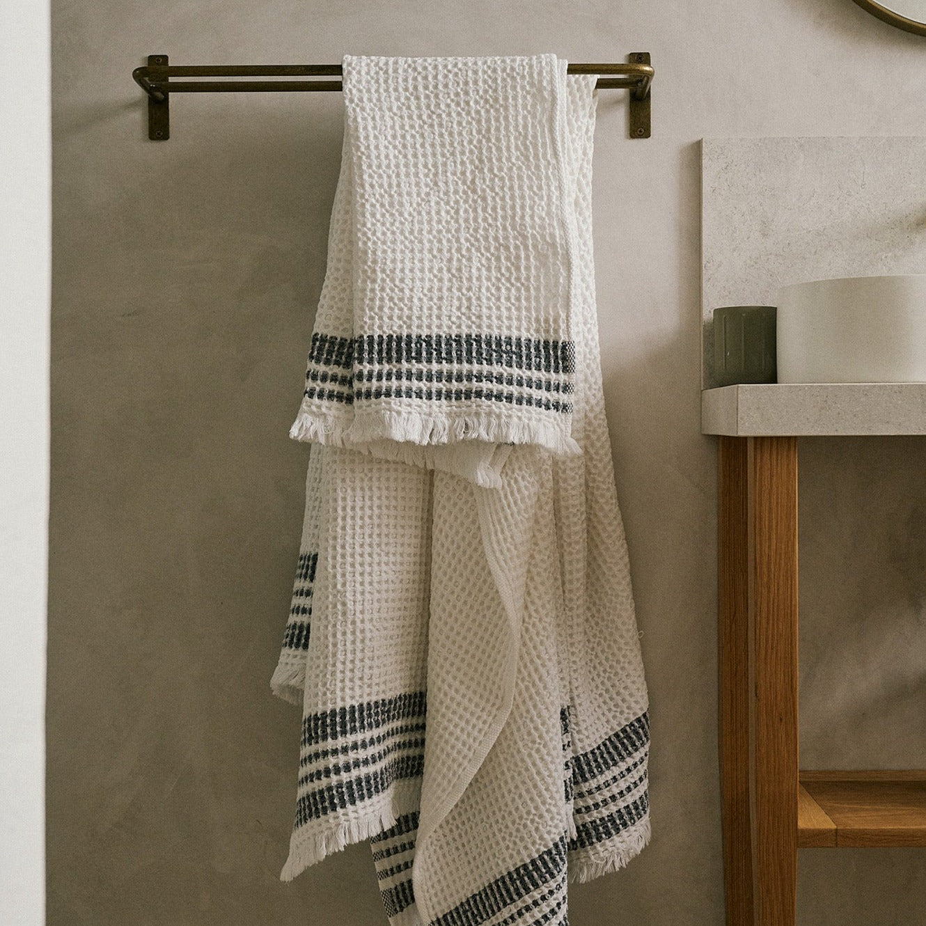 S/2 Organic Belgian Waffle Hand Towel - Ink 3
