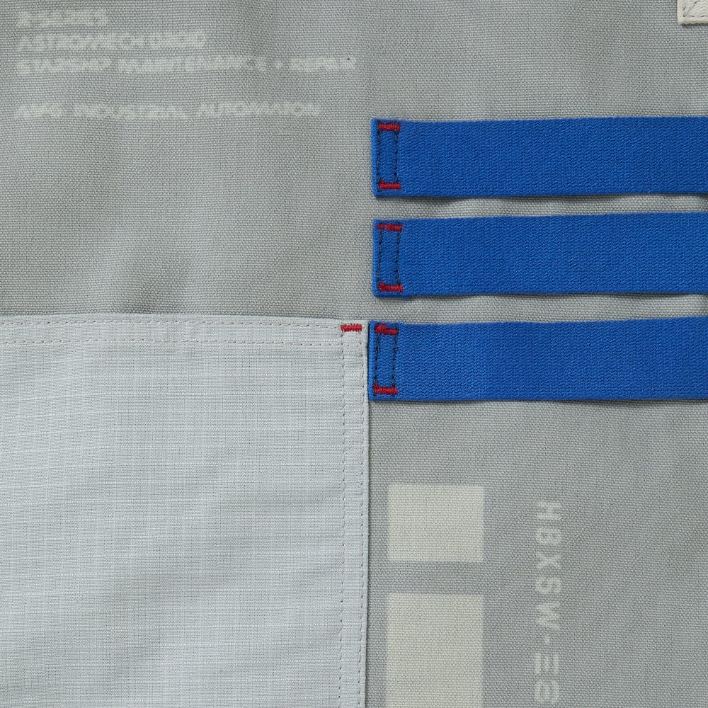 The Essential Apron - STAR WARS™ R2-D2 3