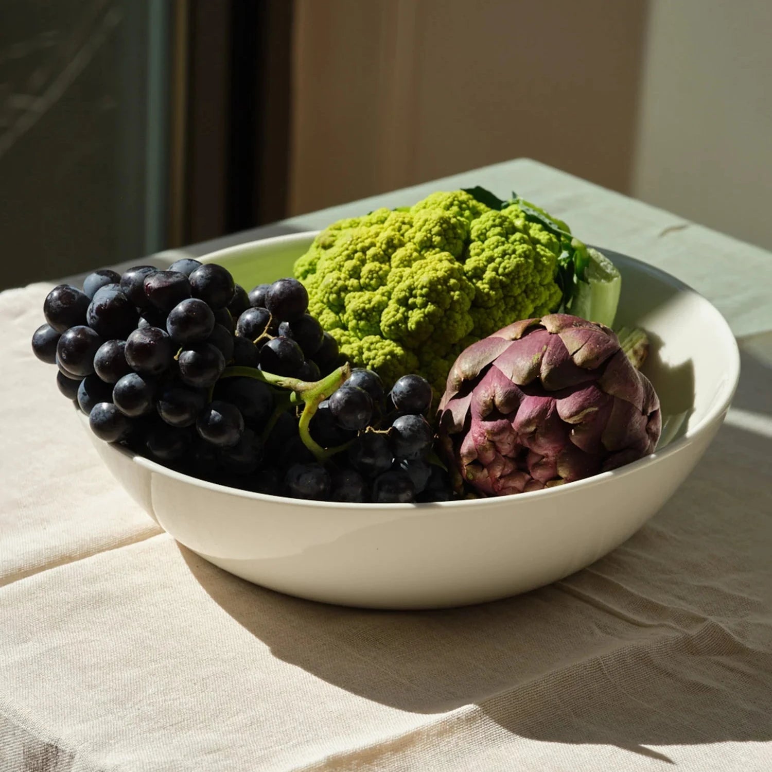Slanted Serving Bowl - White 4