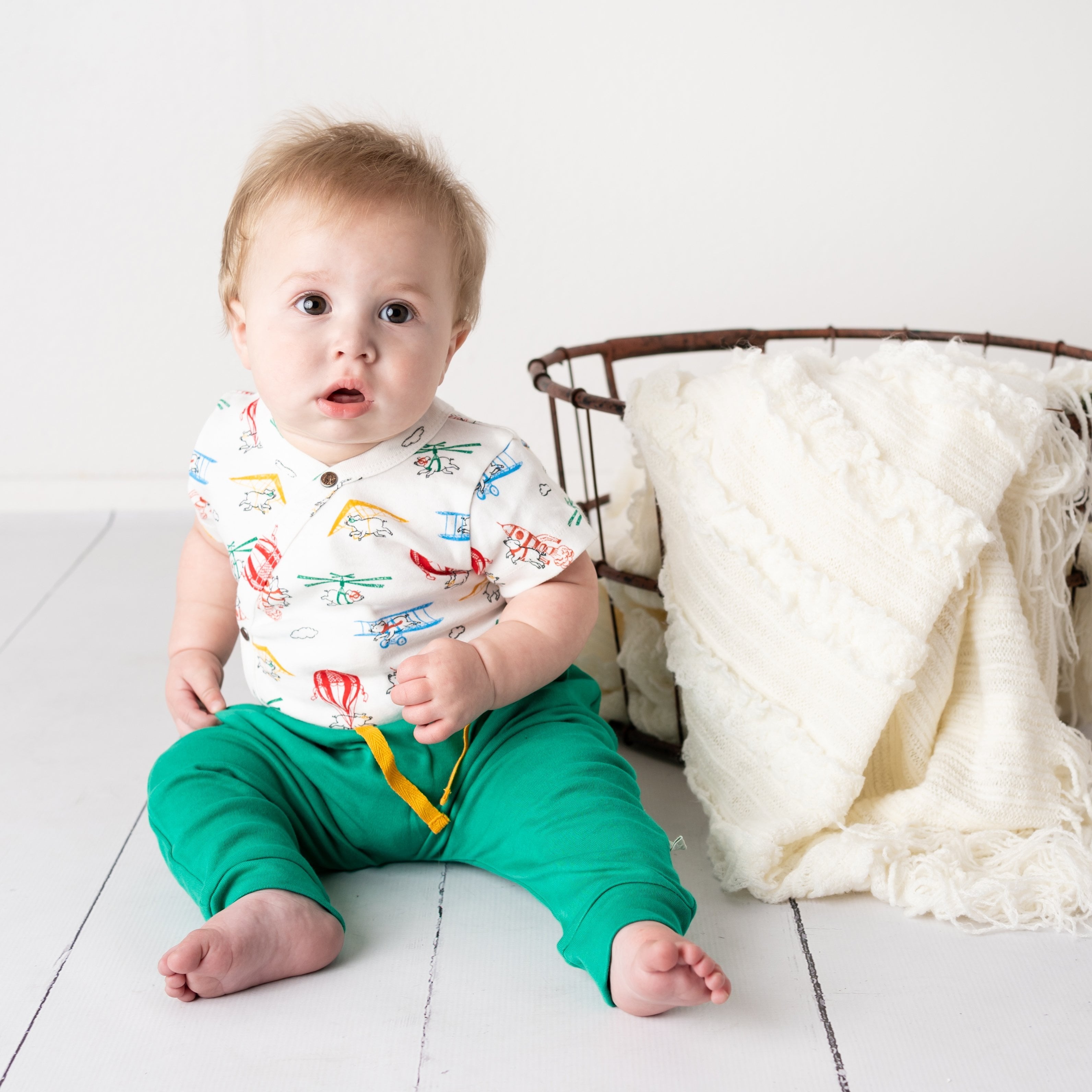 short bodysuit | flying pigs