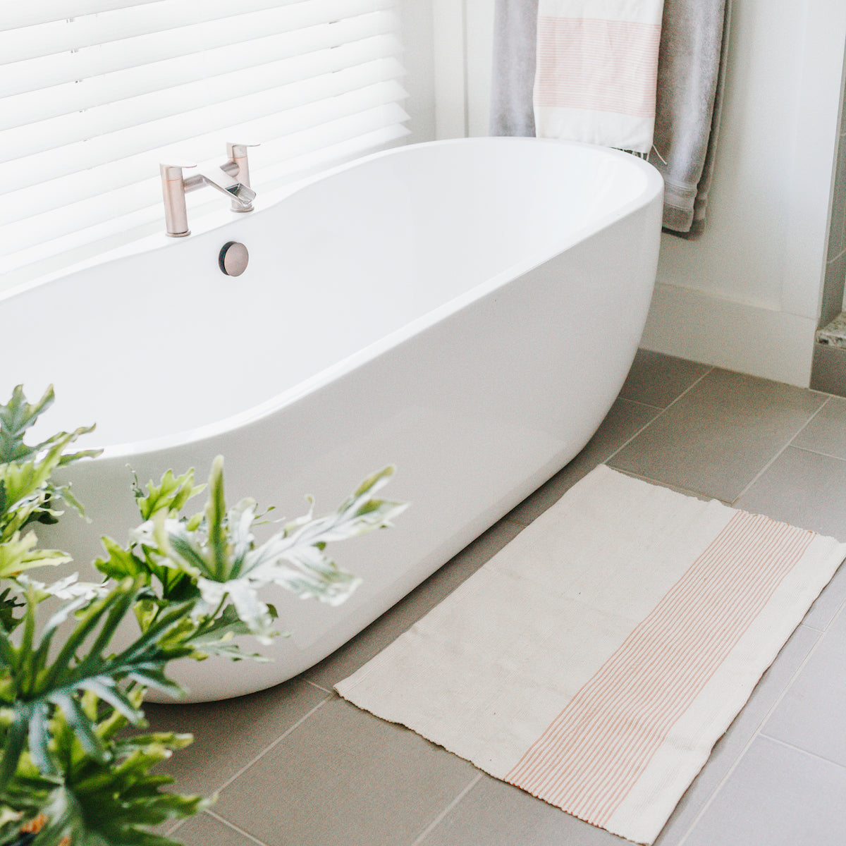 Riviera Bath Mat - Blush 5