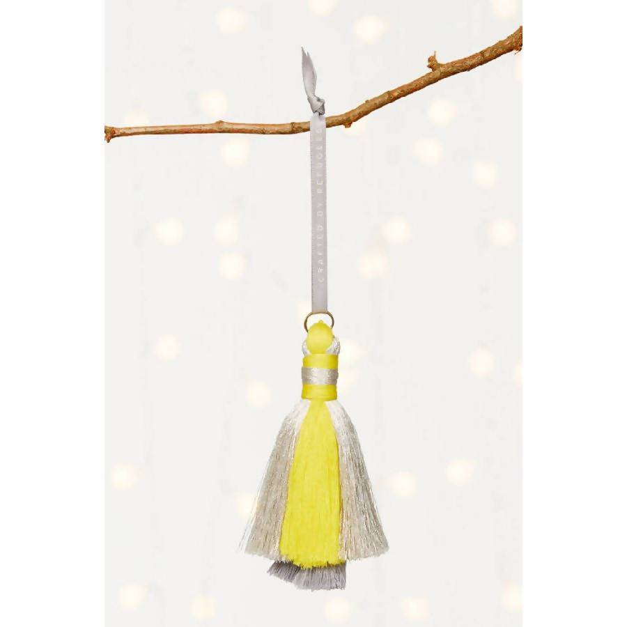 Dancing Tassel Ornament 4