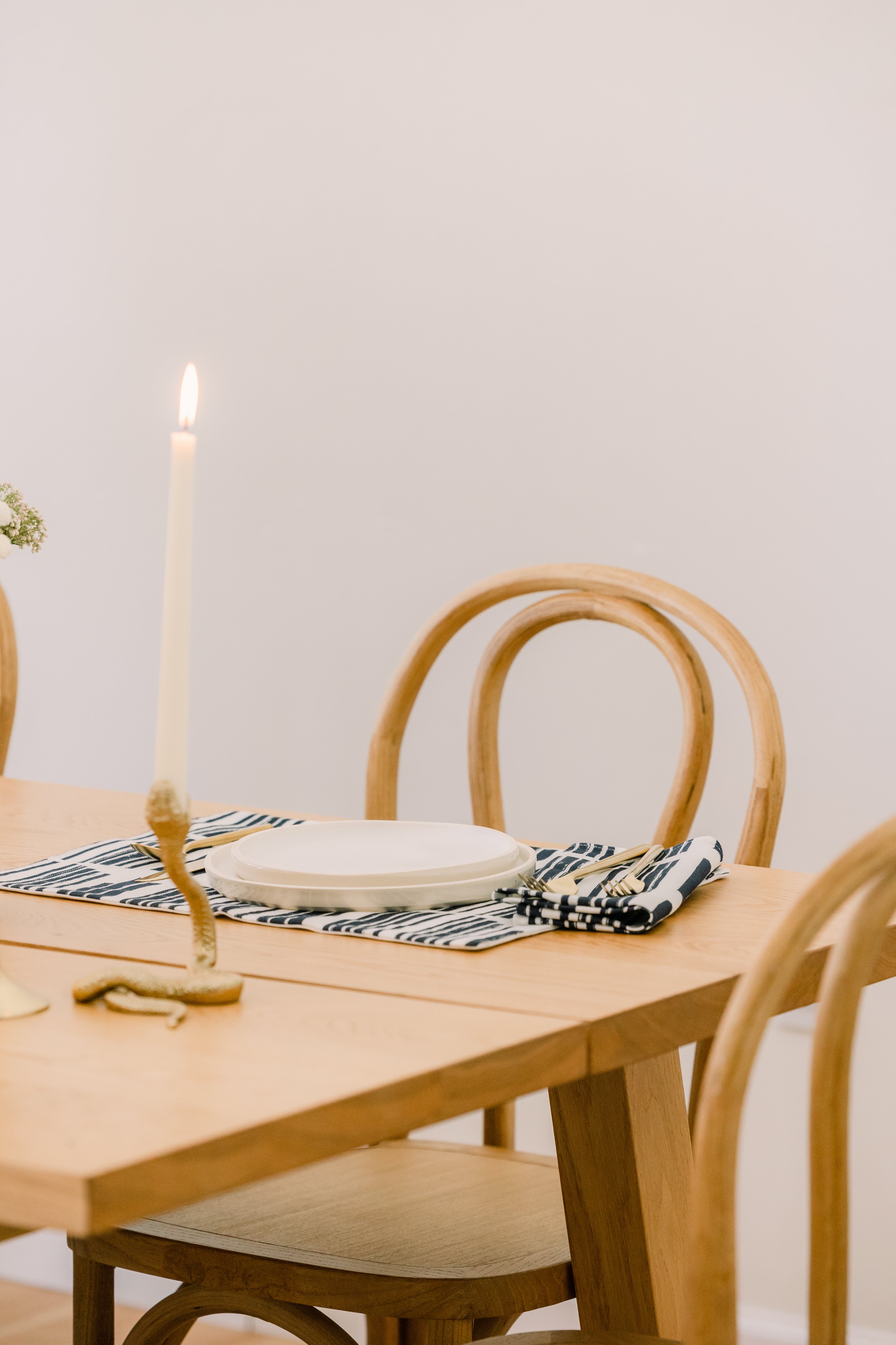 Marguerite in Indigo - Placemat 4