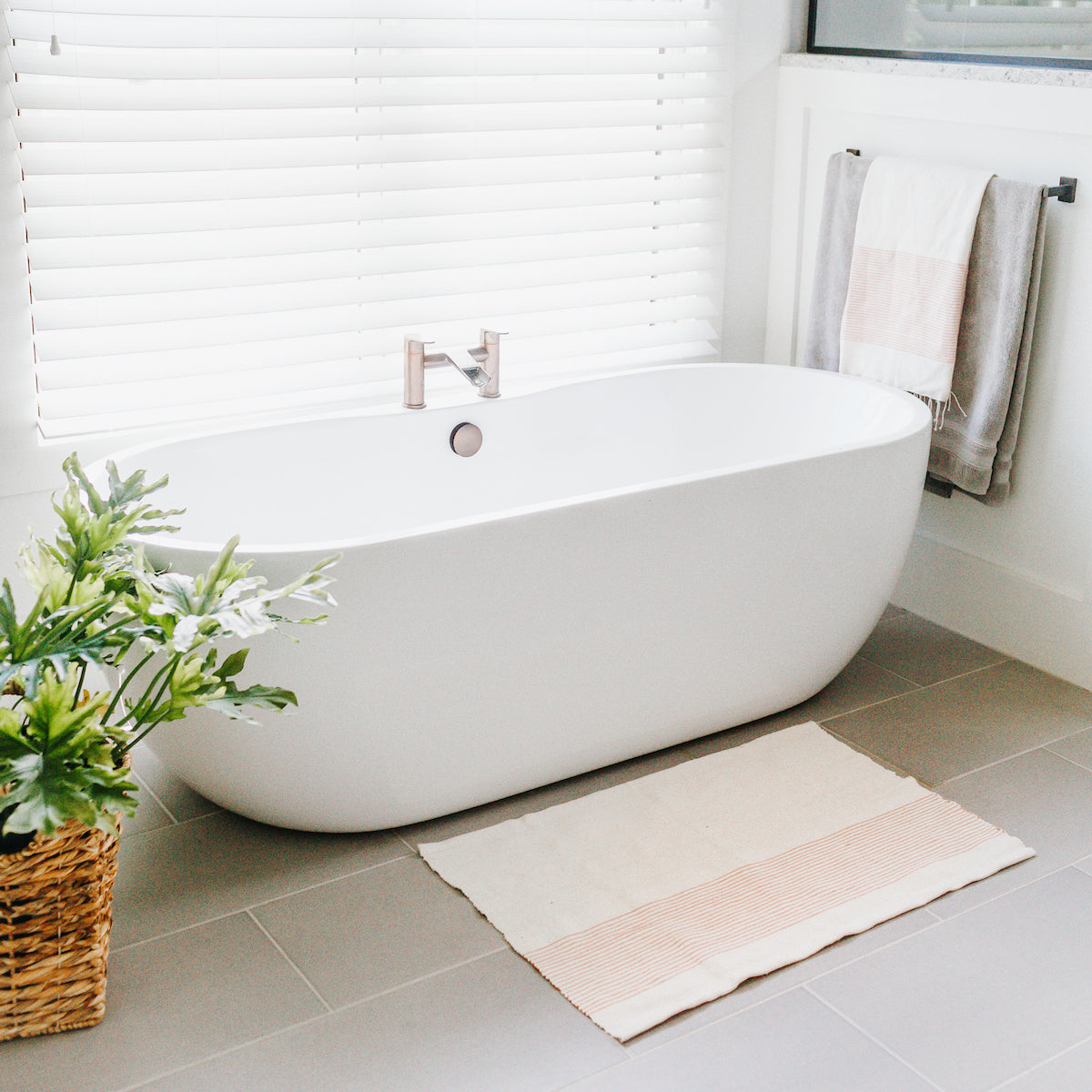 Riviera Bath Mat - Blush 6