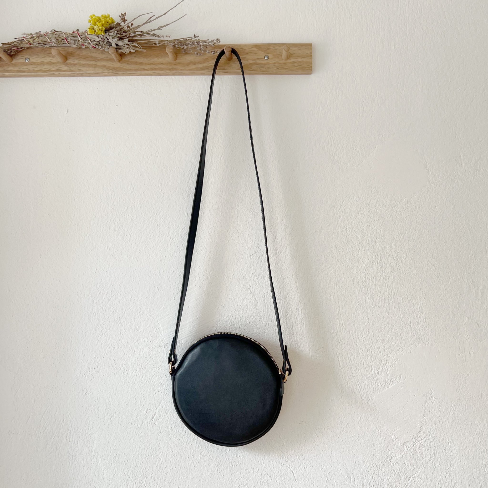 Black Genuine Leather & Striped Fabric Pattern Crossbody Bag 6