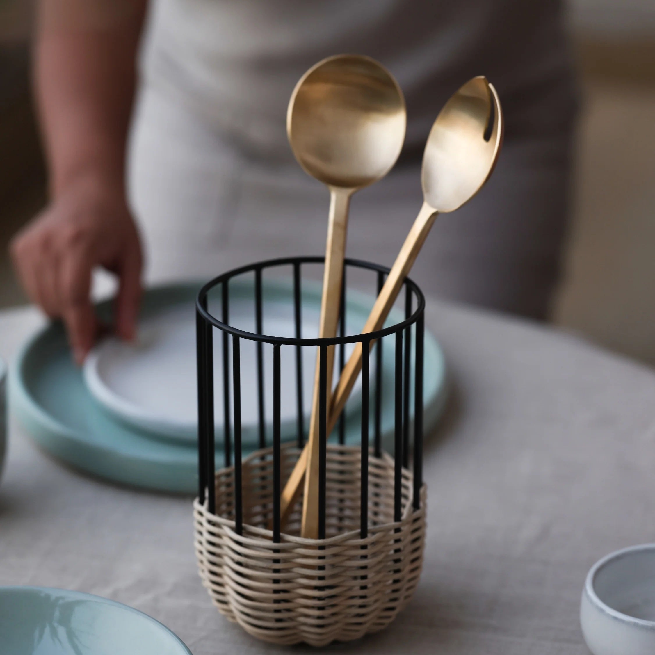 Loop Salad Servers 3