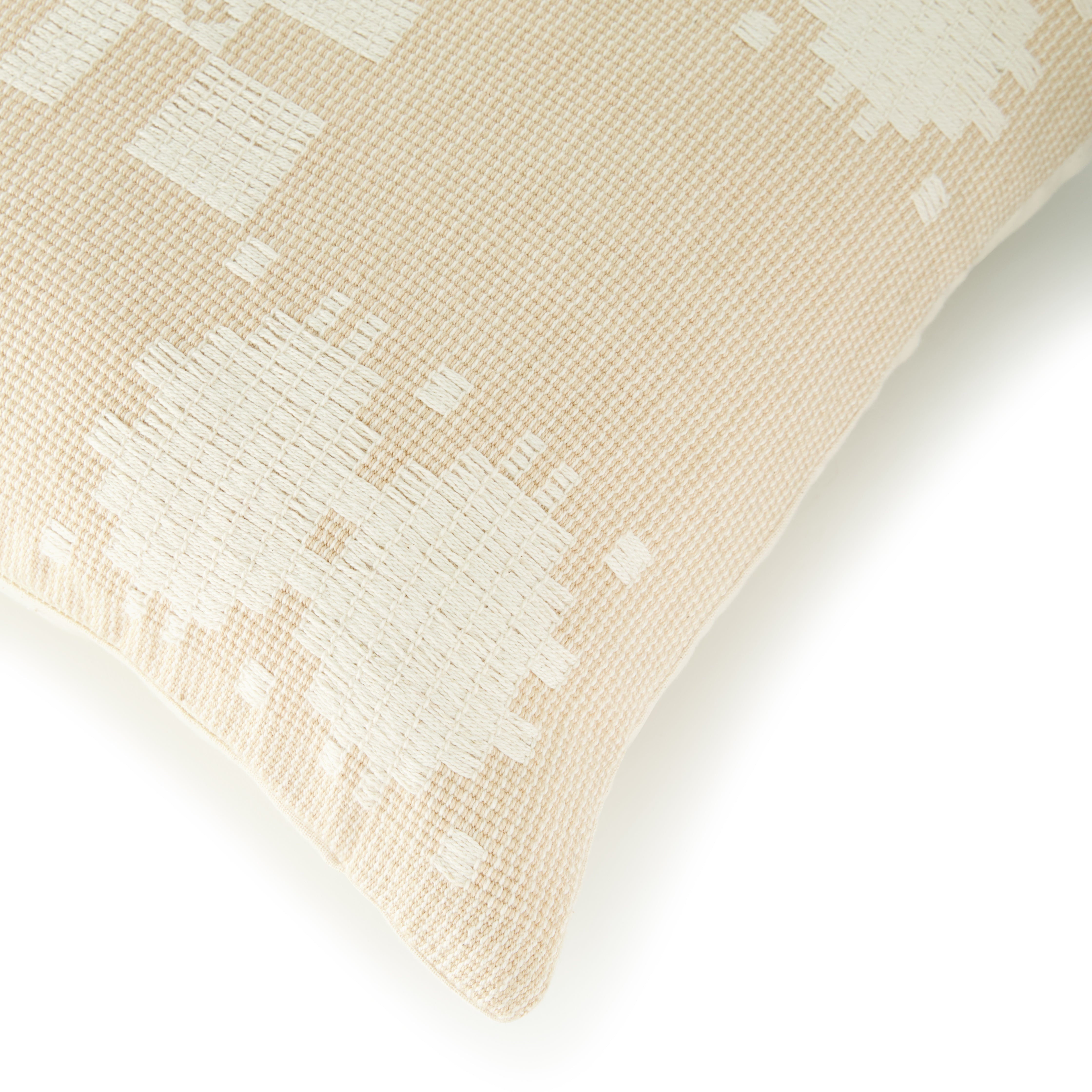 Lanthoi Handwoven Pillow Cover 3