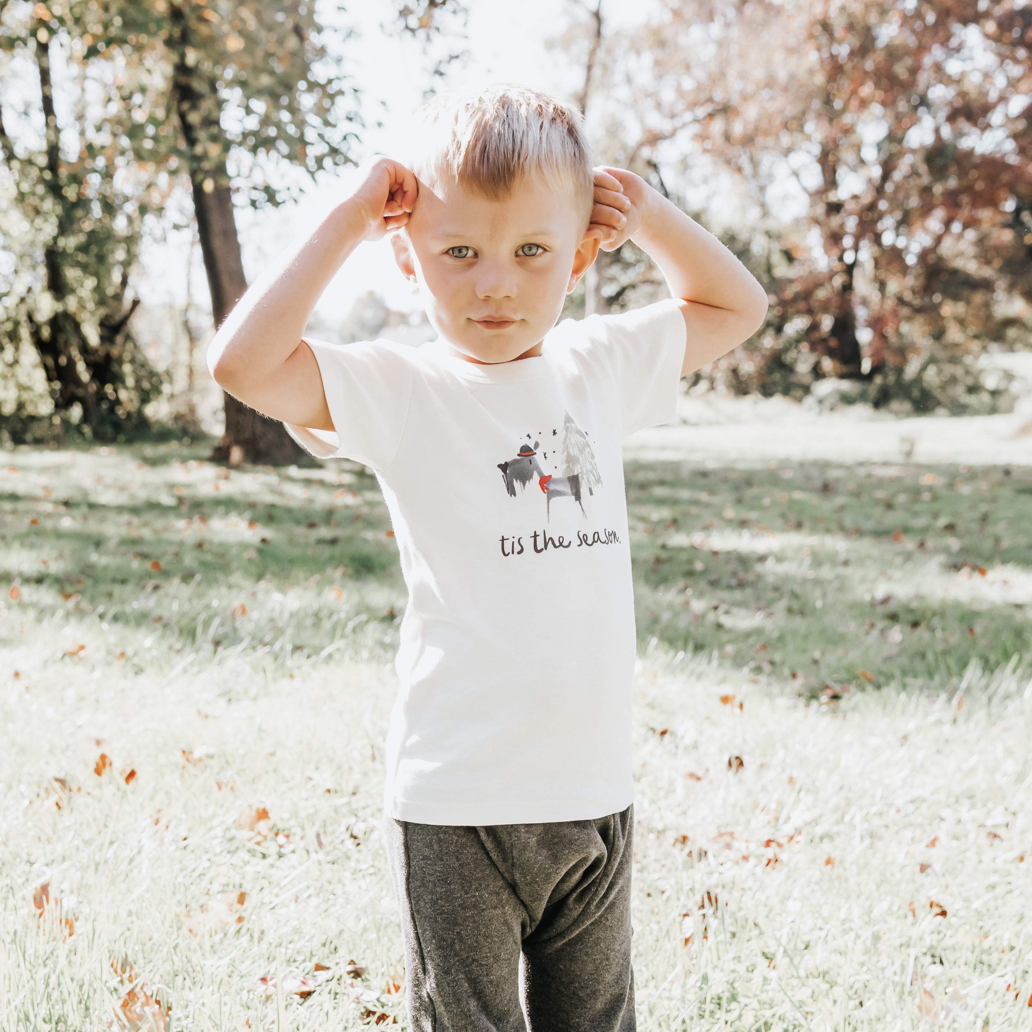 graphic tee | tis the season